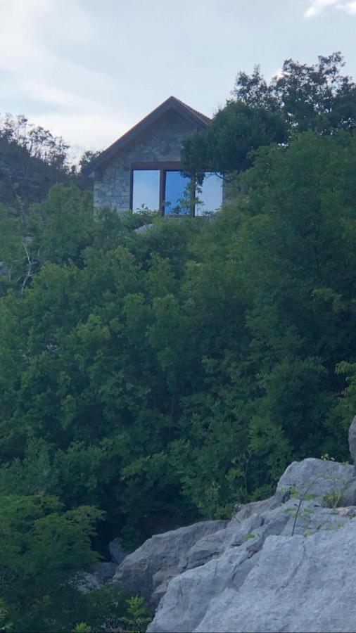 House On The Hill Villa เซทินเจ ภายนอก รูปภาพ
