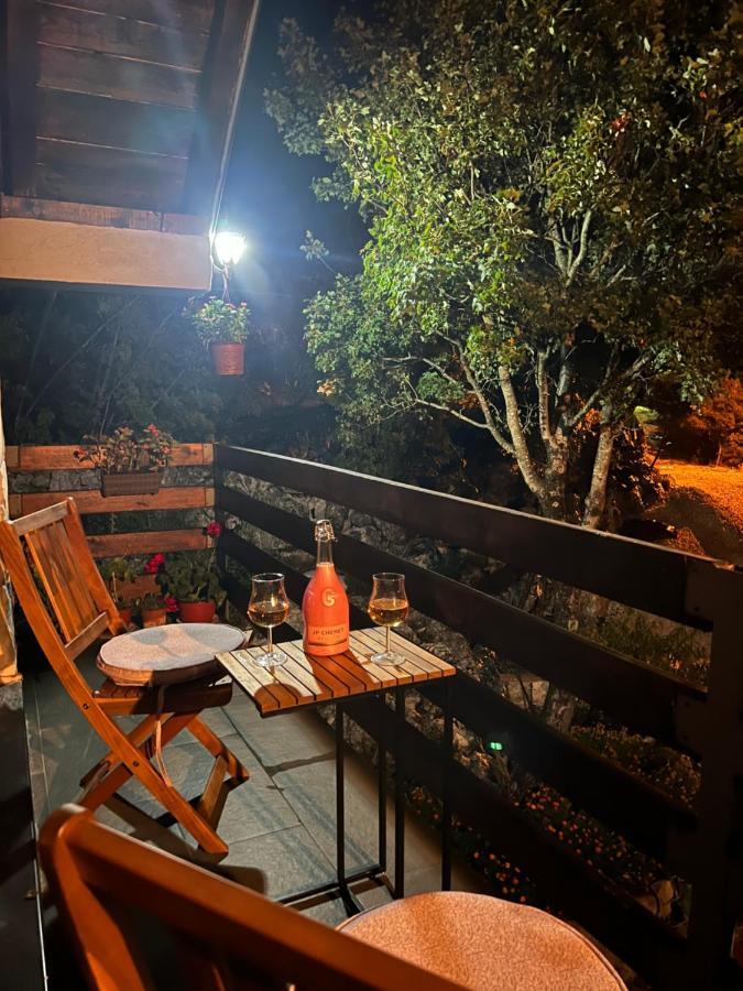 House On The Hill Villa เซทินเจ ภายนอก รูปภาพ